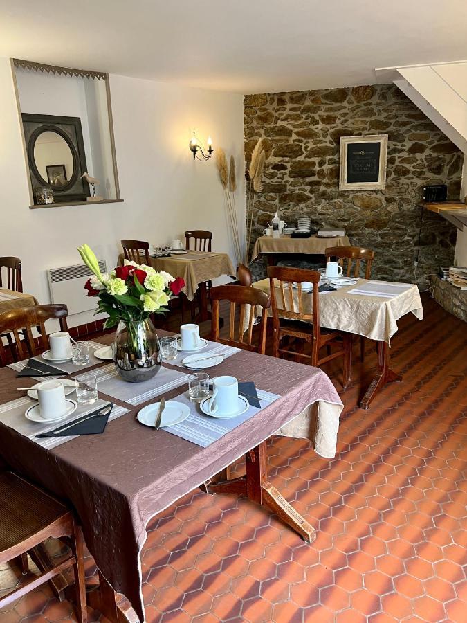 Hotel Kan Avel Saint-Lunaire Exterior photo